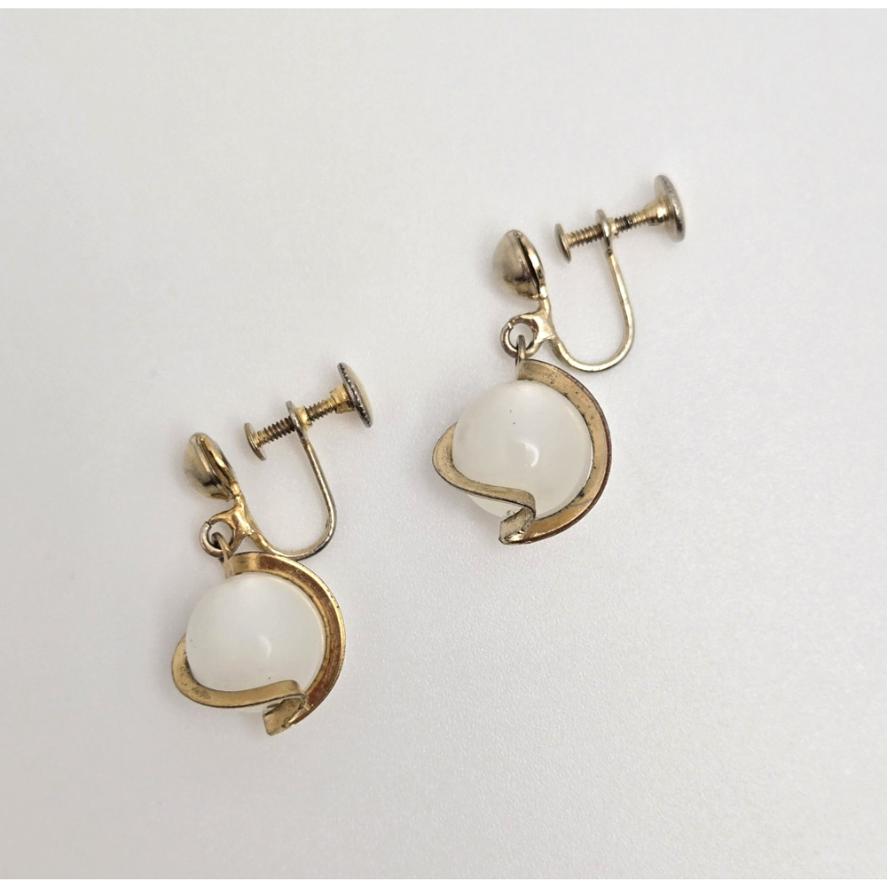 Vintage Earrings Faux Moonstone Goldtone Dangle Screwback Midcentury Modern Twee